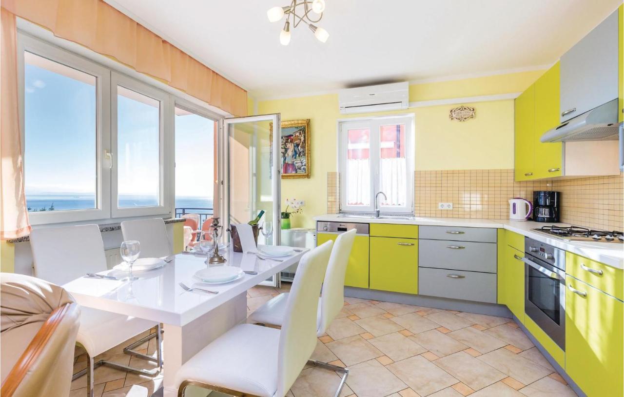Stunning Apartment In Volosko With House Sea View ภายนอก รูปภาพ