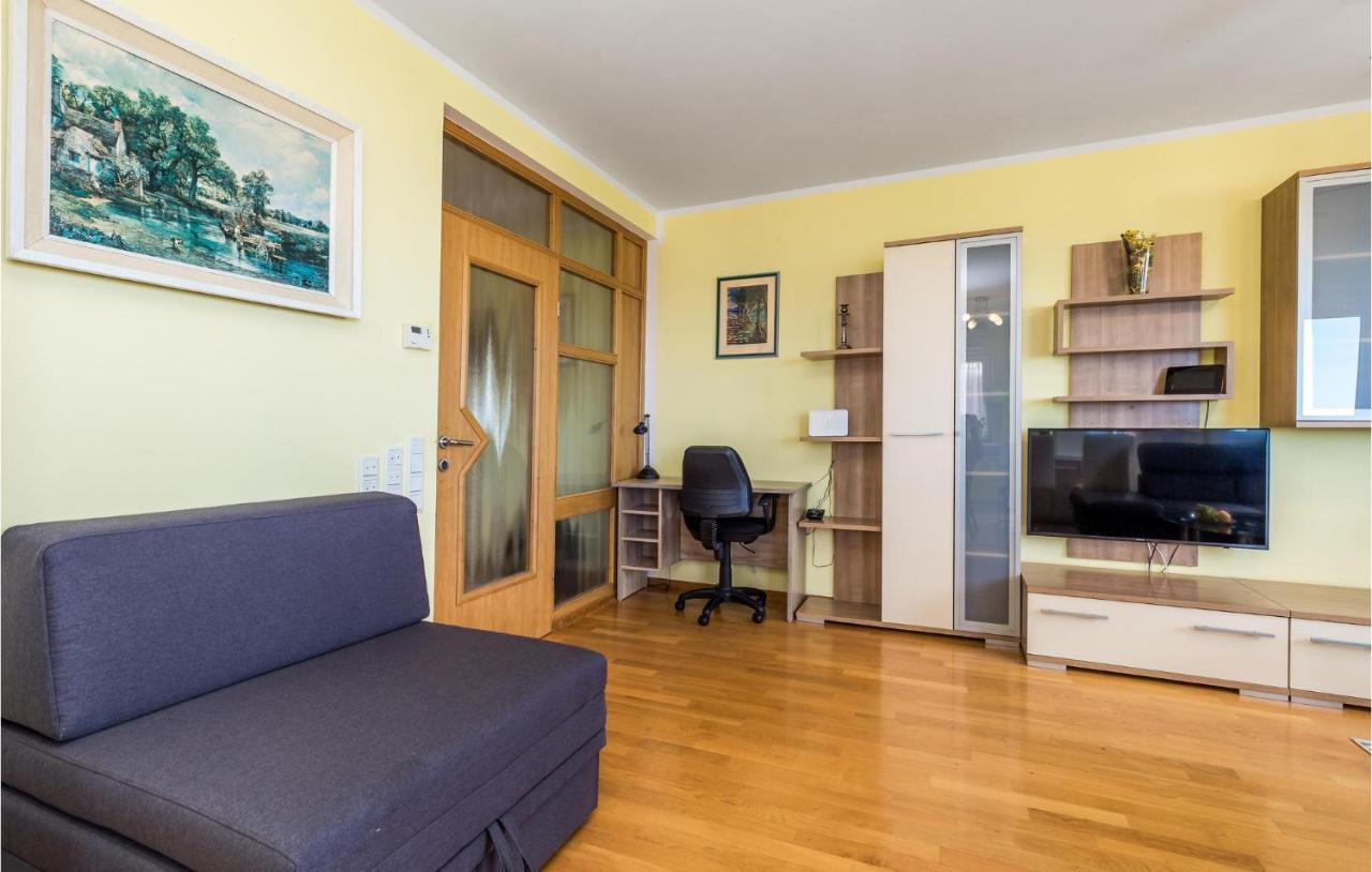 Stunning Apartment In Volosko With House Sea View ภายนอก รูปภาพ