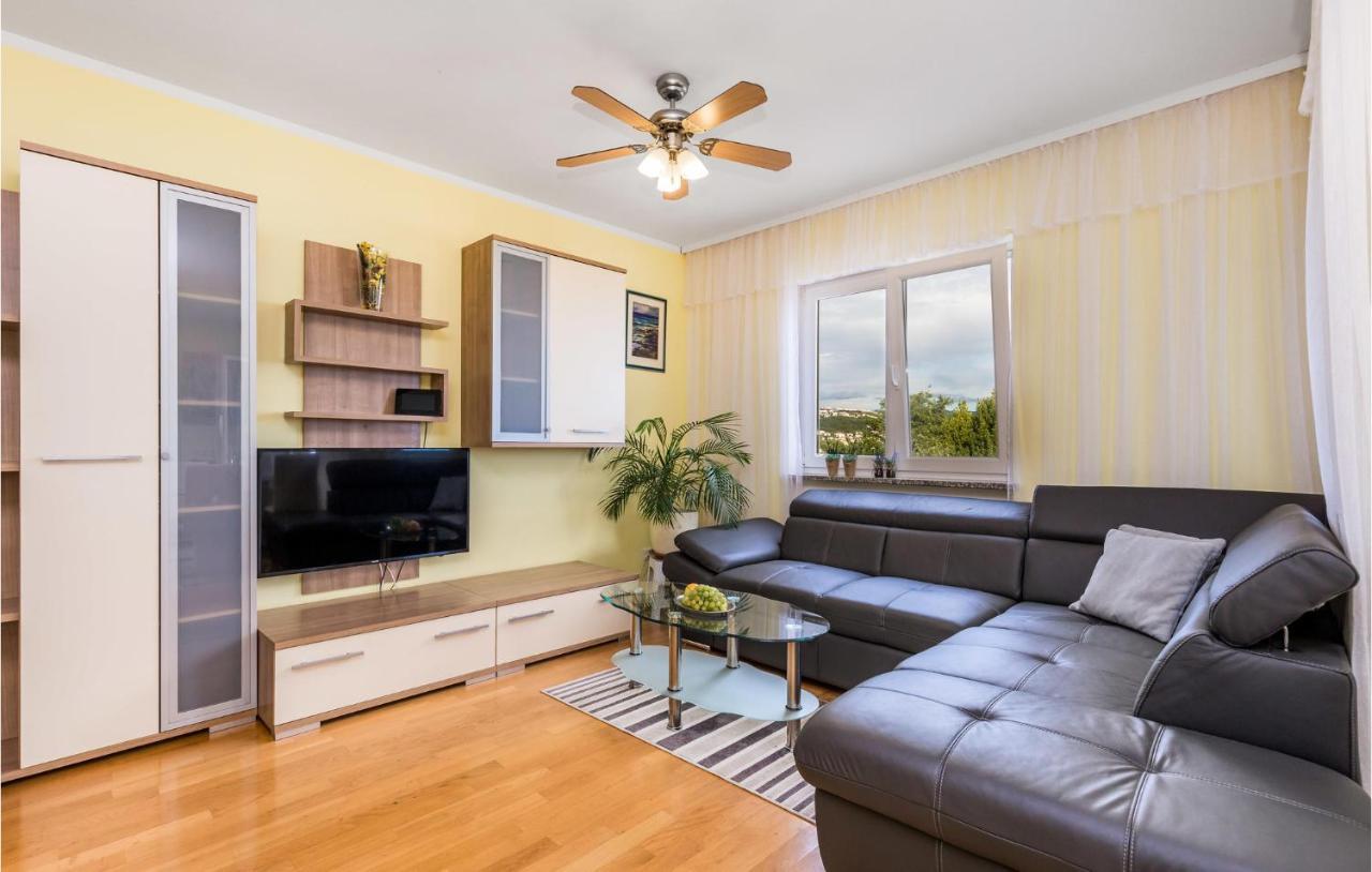 Stunning Apartment In Volosko With House Sea View ภายนอก รูปภาพ